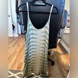 MANAOLA DRESS